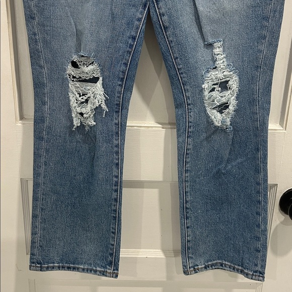 NWT Good American Good Boy High Rise Straight Leg Distressed Jeans - Size 28 - Picture 6 of 9